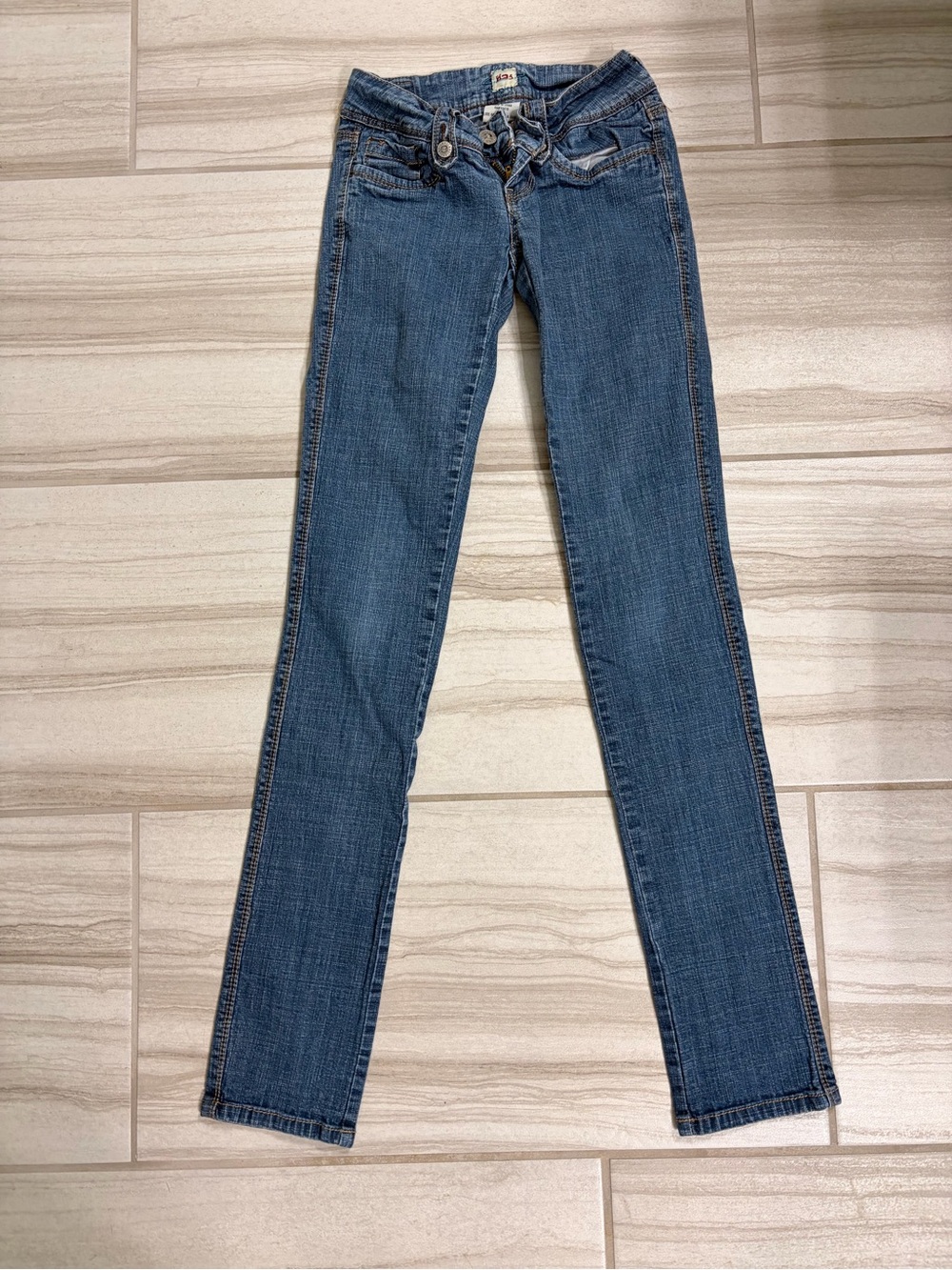 Women’s Skinny Blue Denim Jeans - Classic Fit